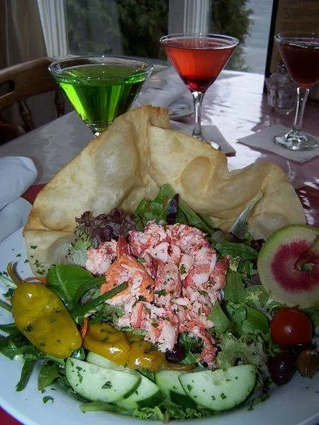 Salad with lobster meat