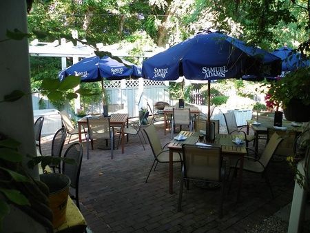 Captain Scott’s Restaurant patio